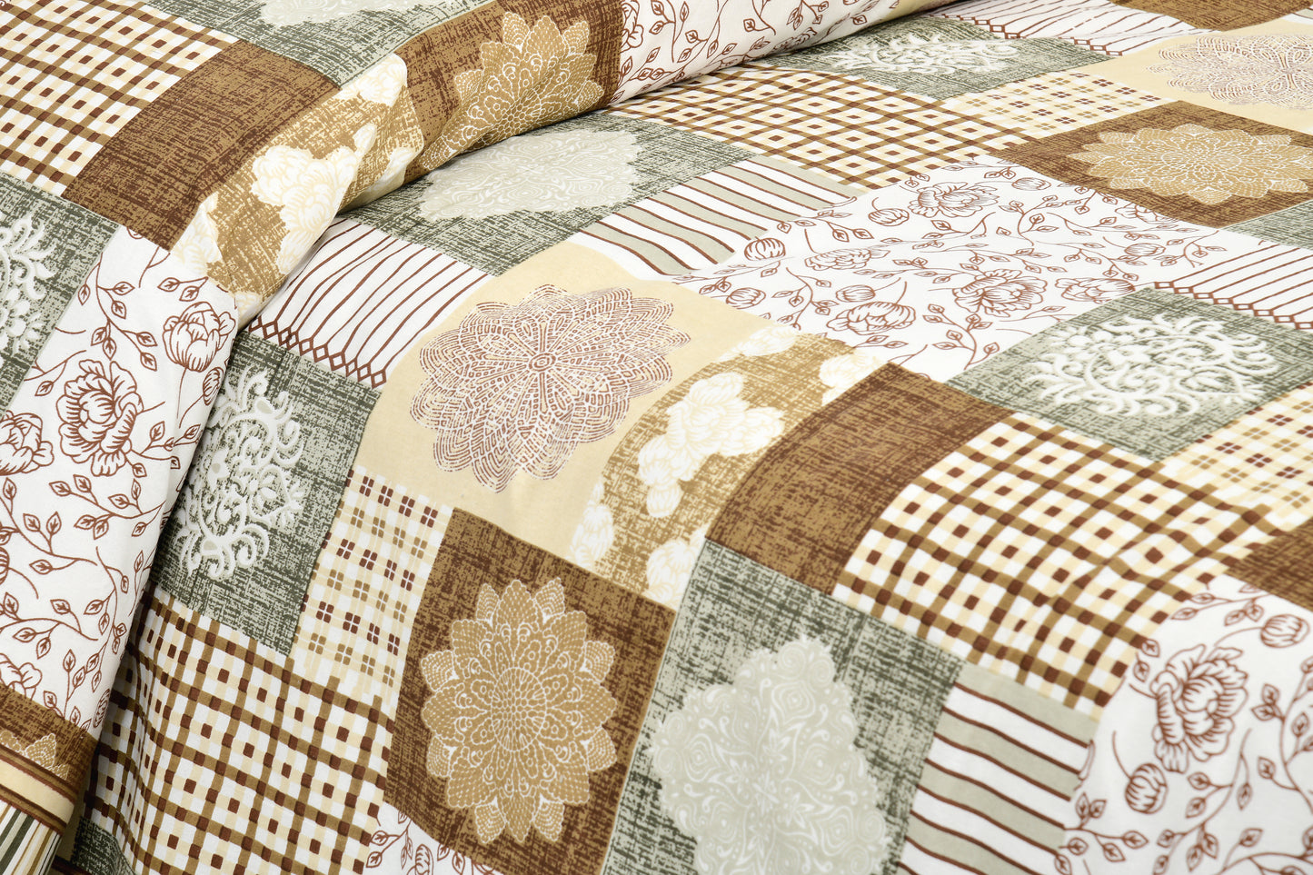 100/108 Aachal Viscose Mix Super King Size Double Bedsheet with 2 Pillow Covers, Elegant & Luxurious Feel - HLB28