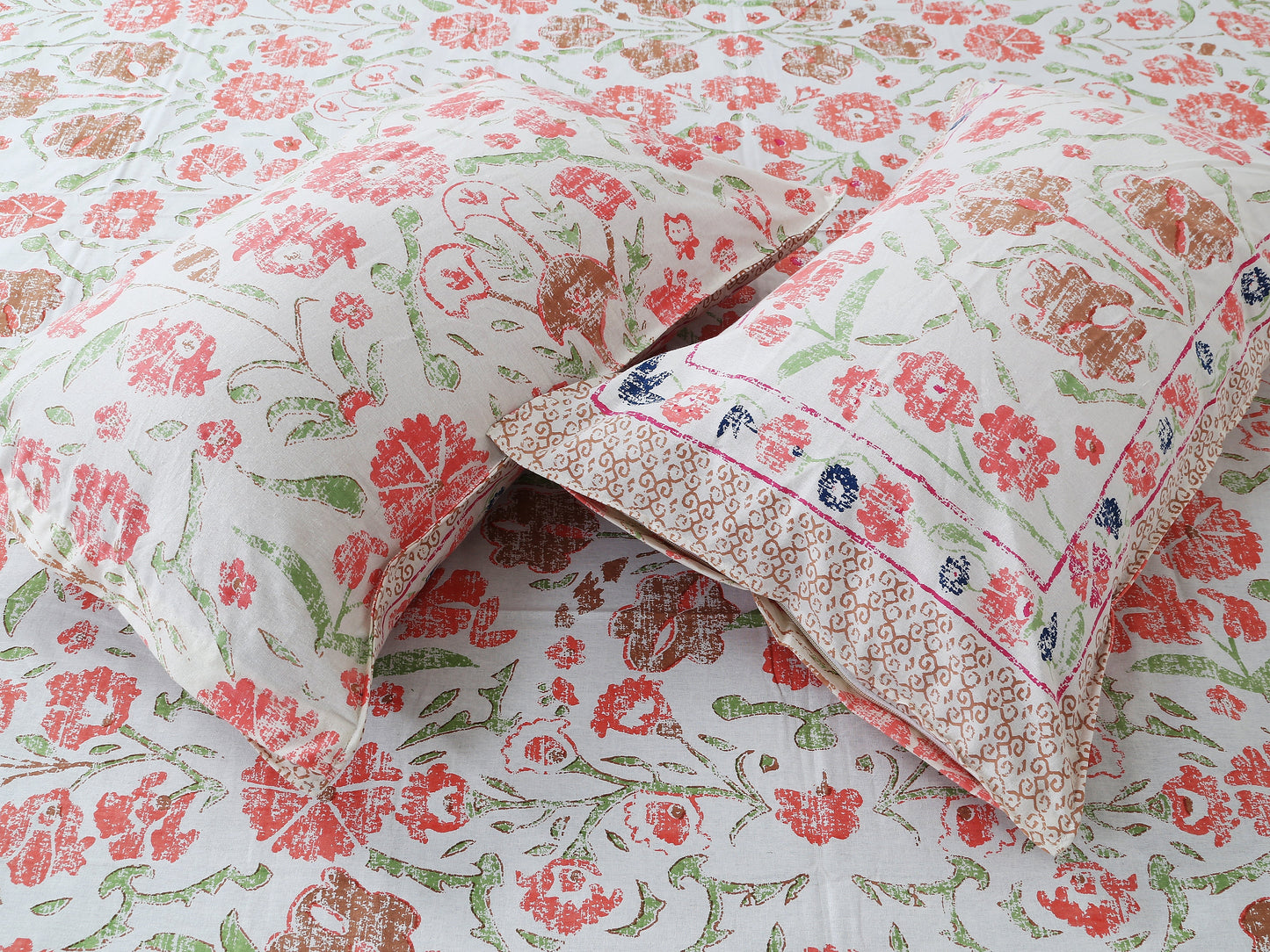 70/100 Artistic Collection 100% Cotton Single Bedsheet with 2 Pillow Covers, Premium Quality & Stylish Look - HLB12