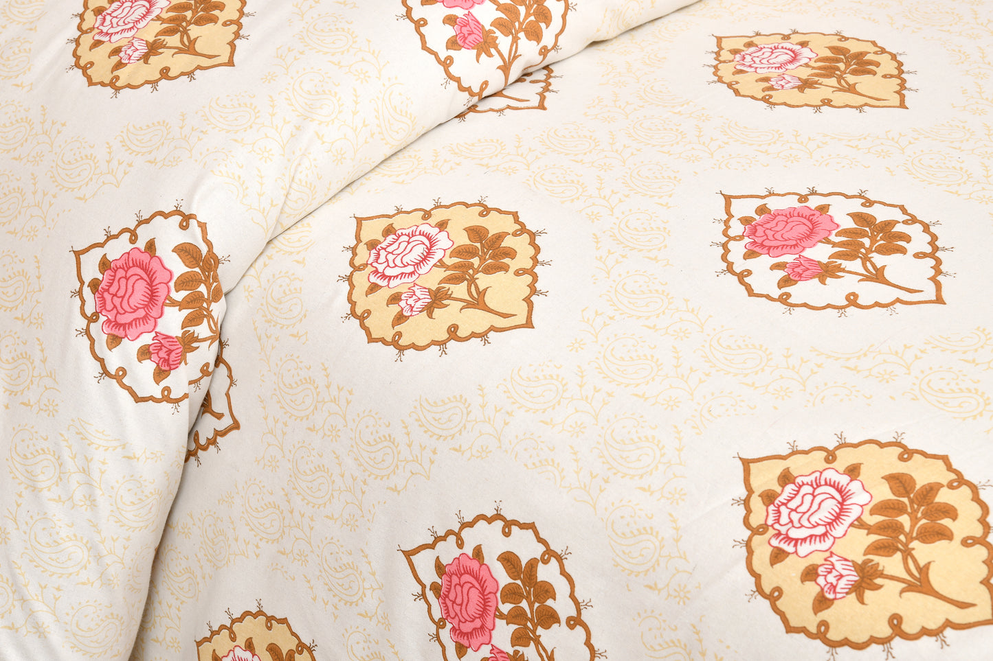 100/108 Pushpa Viscose Mix Super King Size Double Bedsheet with 2 Pillow Covers, Floral Design & Premium Comfort - HLB31