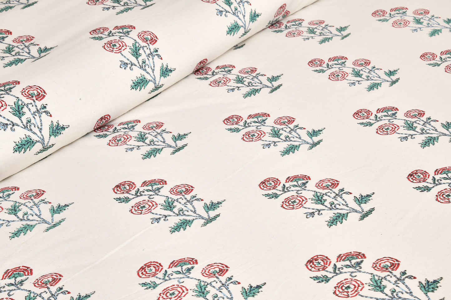 100/108 Pushpa Viscose Mix Super King Size Double Bedsheet with 2 Pillow Covers, Floral Design & Premium Comfort - HLB31