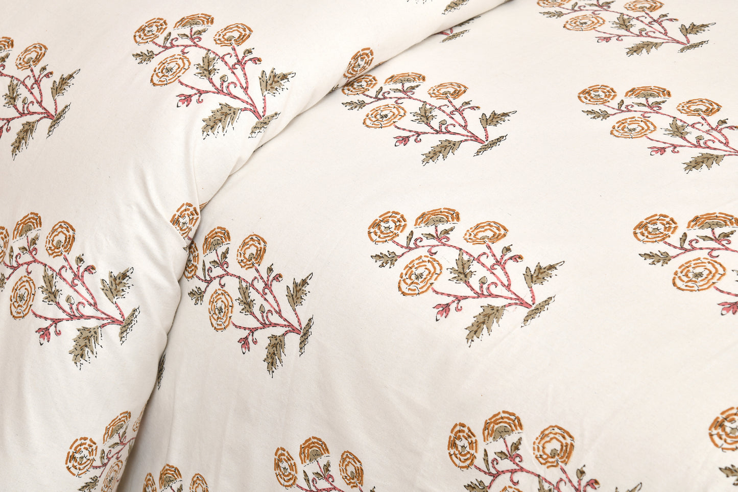 100/108 Pushpa Viscose Mix Super King Size Double Bedsheet with 2 Pillow Covers, Floral Design & Premium Comfort - HLB31