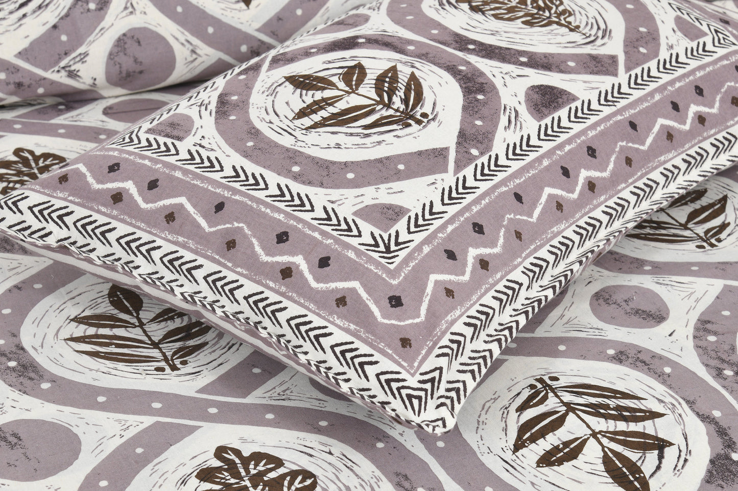 108/108 Rudraksh Viscose Mix Jumbo Size Double Bedsheet with 2 Pillow Covers, Luxurious & Soft Feel - HLB57
