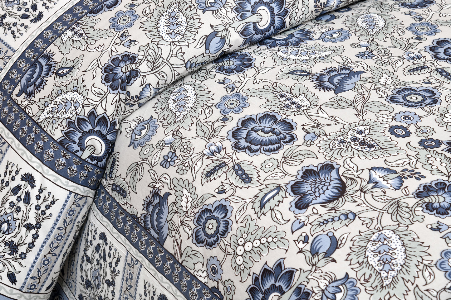 100/108 Salsa 100% Cotton Super King Size Double Bedsheet with 2 Pillow Covers, Lightweight & Elegant Look - HLB39