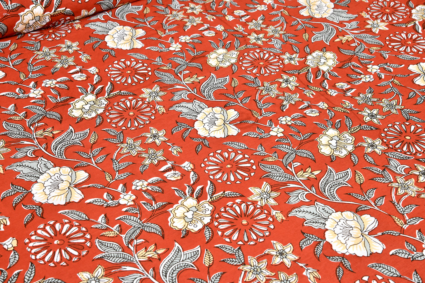 100/108 Salsa 100% Cotton Super King Size Double Bedsheet with 2 Pillow Covers, Lightweight & Elegant Look - HLB39
