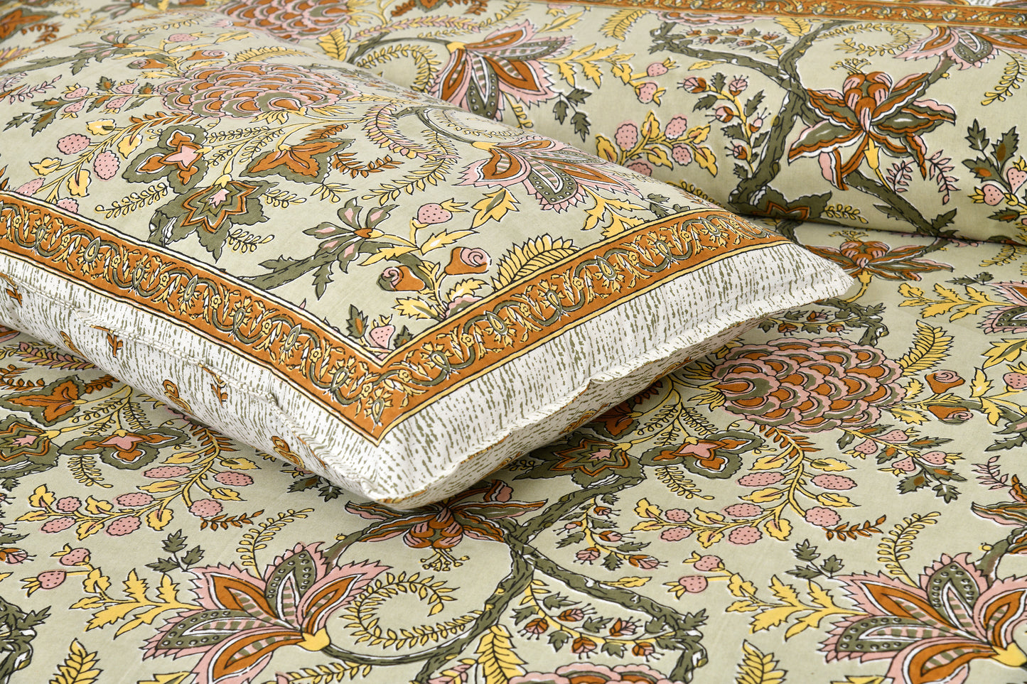 100/108 Satrangi Viscose Mix Super King Size Double Bedsheet with 2 Pillow Covers, Ultra-Soft & Vibrant Design - HLB26