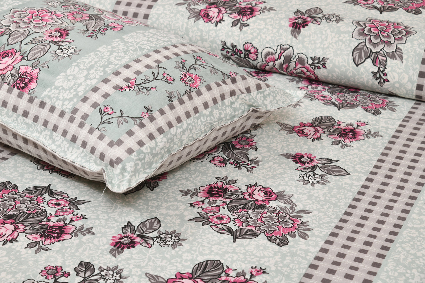 100/108 Spain Viscose Mix Super King Size Double Bedsheet with 2 Pillow Covers, Breathable & Comfortable - HLB30