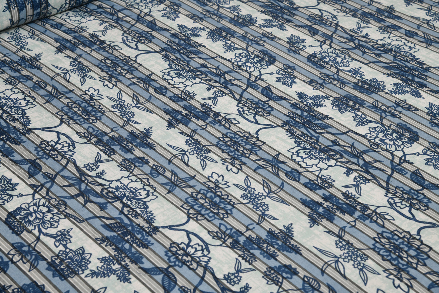 100/108 Spain Viscose Mix Super King Size Double Bedsheet with 2 Pillow Covers, Breathable & Comfortable - HLB30