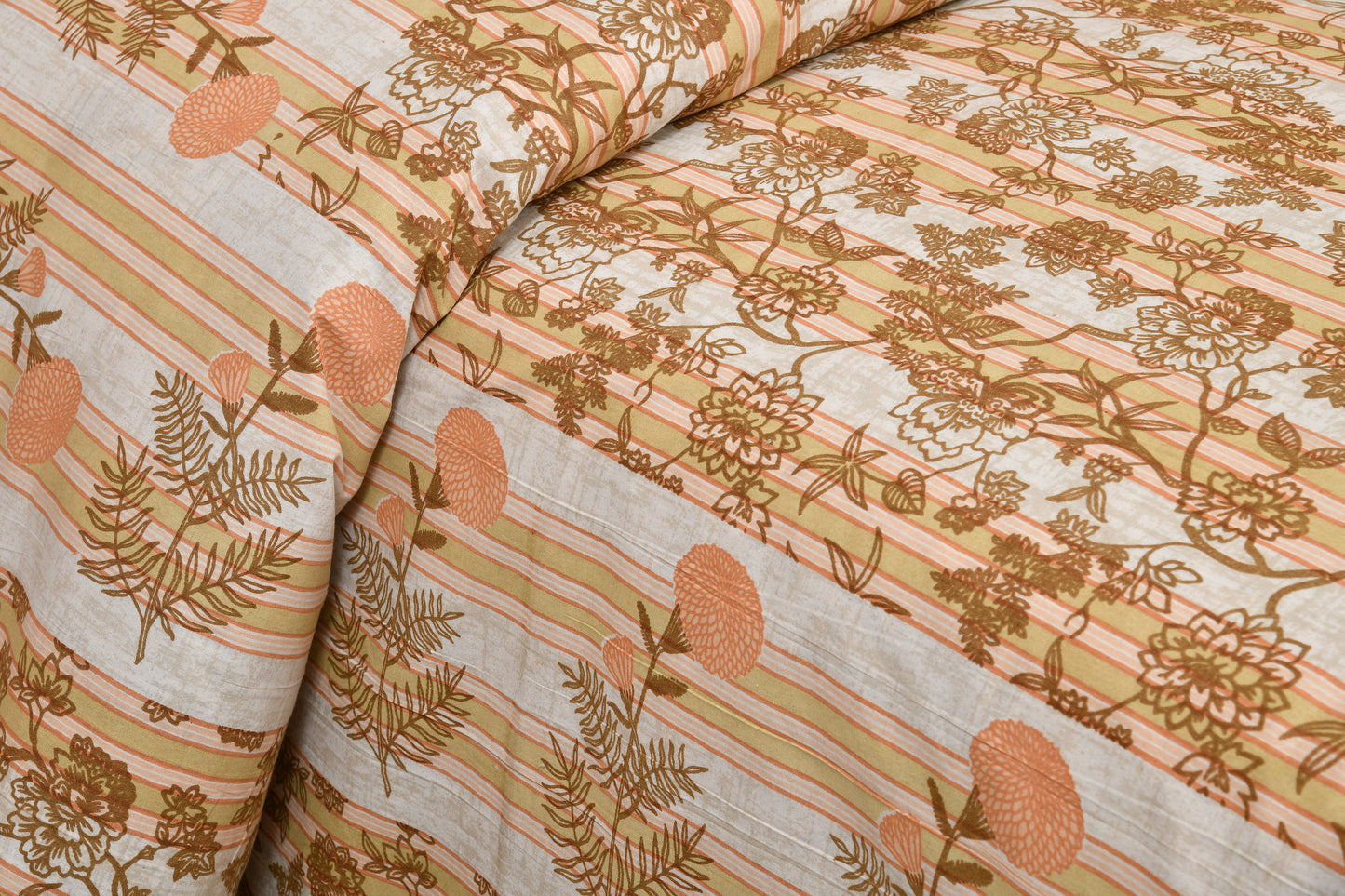 100/108 Spain Viscose Mix Super King Size Double Bedsheet with 2 Pillow Covers, Breathable & Comfortable - HLB30
