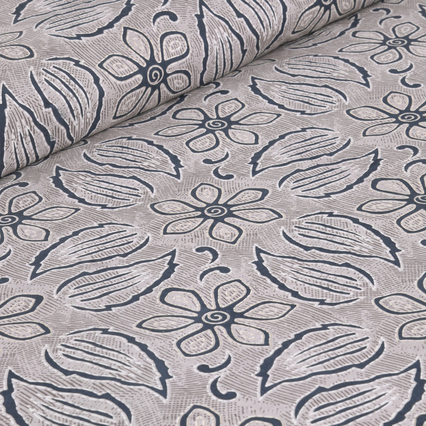 100/108 Sui Dhaga Viscose Mix Super King Size Double Bedsheet with 2 Pillow Covers, Smooth Texture & Long-Lasting Comfort - HLB25