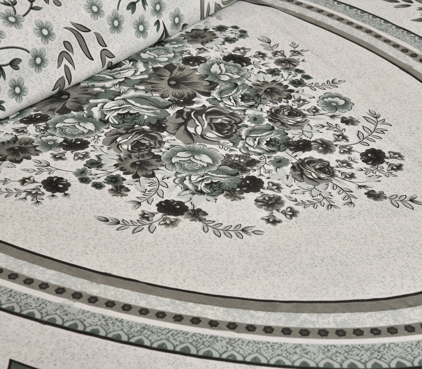 100/108 Kaleen Viscose Mix Super King Size Double Bedsheet with 2 Pillow Covers, Smooth Texture & Elegant Look - HLB33