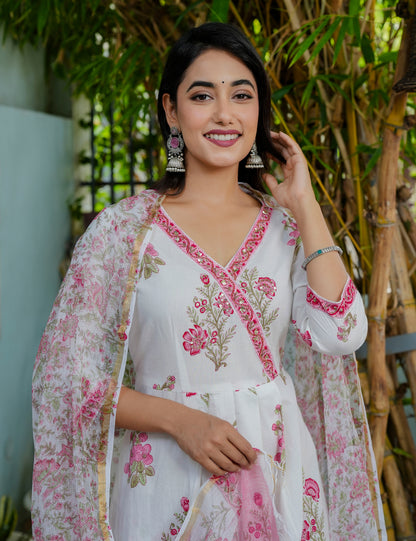 Hand Block Pink Aura V-neck Cotton Kurta Set with Kota Doria Dupatta  - HL03