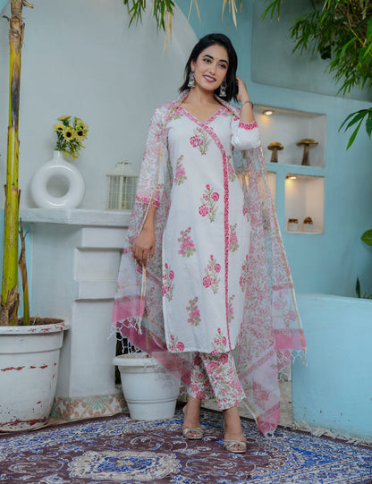 Hand Block Women Cotton Pink V-neck Kurta Set with Kota Doria Dupatta  - HL04