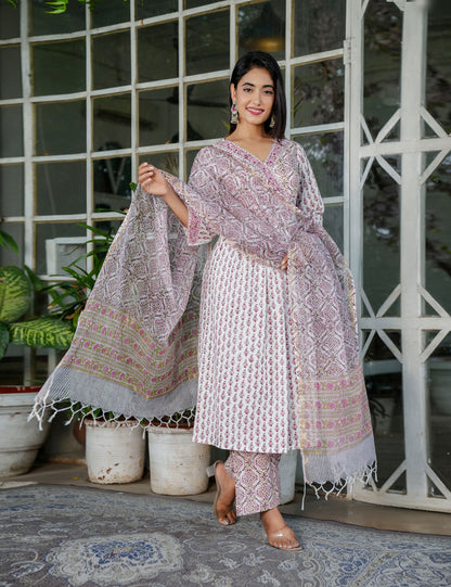 Hand Block Maroon Geo-Block Wrap Floral Buti V-Neck Kurta Set with Kota-Doria Dupatta - HL103