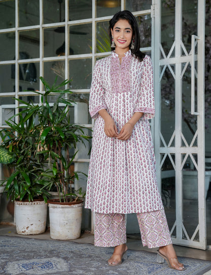 Hand Block Maroon Geo-Block A-Line Round Neck Kurta Set with Floral Buti with Kota-Doria Dupatta - HL104