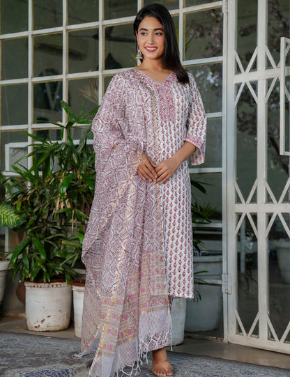 Ivory Maroon Buti Hand Block Cotton V-neck Kurta Set with Kota Doria Dupatta - HL105