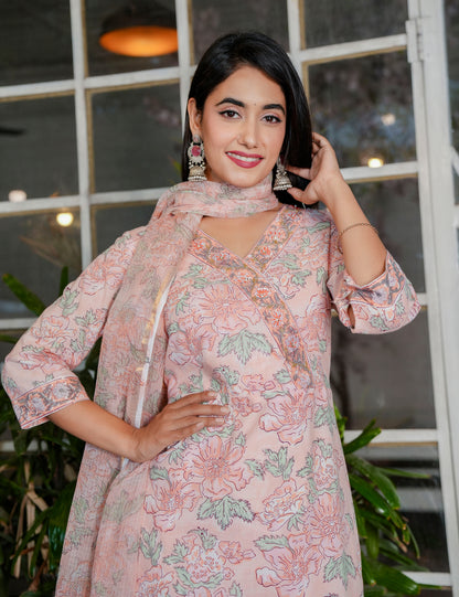 Pastel Peach Floral Handblock V-neck Cotton Kurta Set with Kota-Doria Dupatta - HL108
