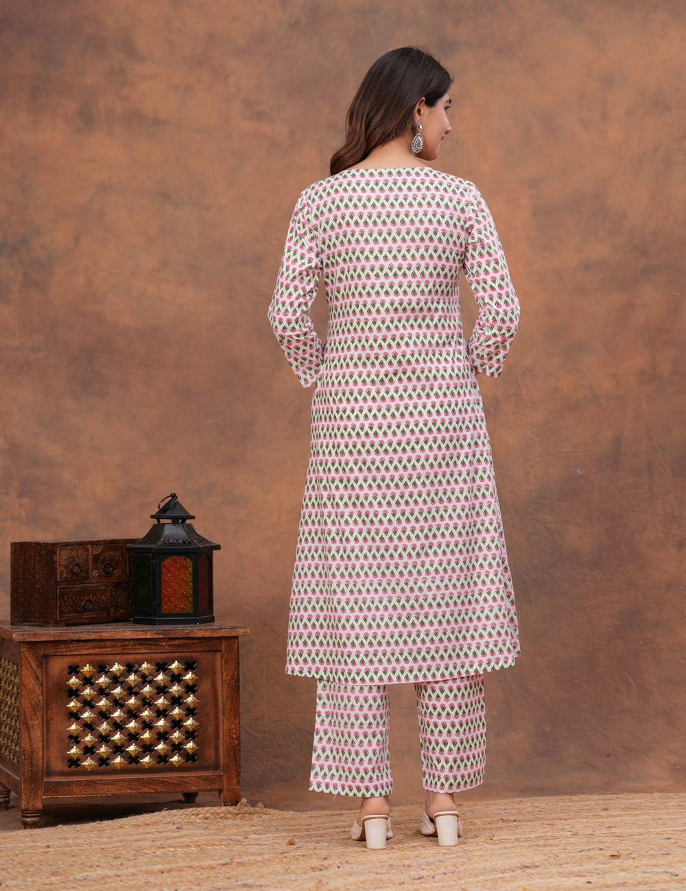 Floral buta motifs Hand-Block Printed A-Line Kurta Set - HL157