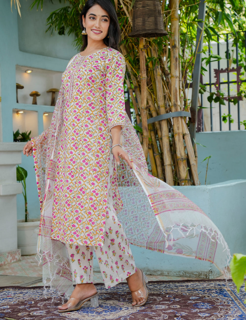 Hand Block Straight Kurta Set with with Kota Doria Dupatta - HL18