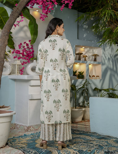 Floral embroidery Sanganeri printed high round neckline with a split V-slit Kurta Set - HL124