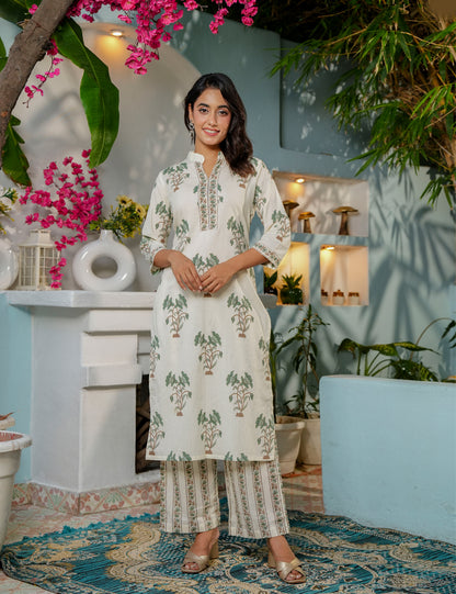 Floral embroidery Sanganeri printed high round neckline with a split V-slit Kurta Set - HL124