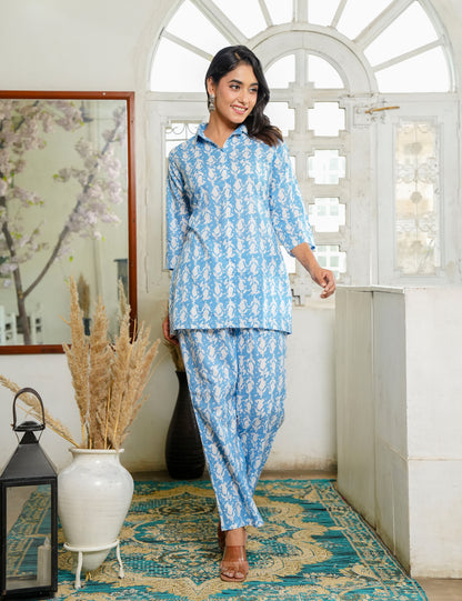 Stylish and breezy blue Sanganeri printed relaxed Fit V-neck Cotton Co-ord Set - HL126