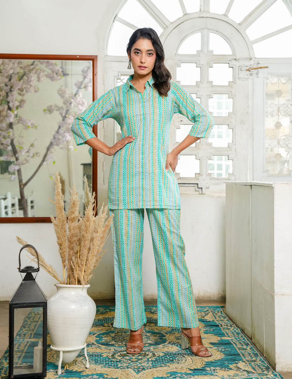 Mint Green Sanganeri Printed Relaxed Fit V-neck Cotton Co-ord Set - HL127
