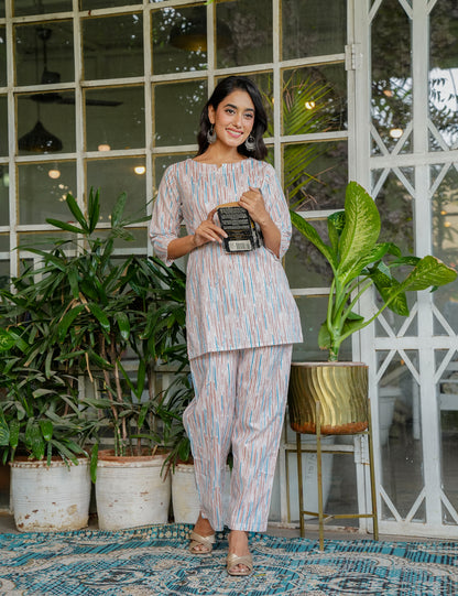 Modern and minimalist Sanganeri Printed Relaxed Fit Cotton Co-ord Set - HL131