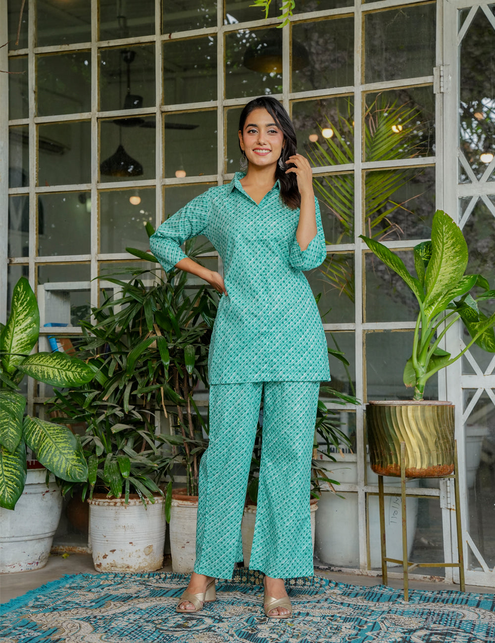 Diamond pattern in darker green and off-white Sanganeri Printed Cotton Co-ord Set - HL132