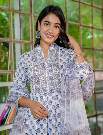 Floral Hand-Block Printed Cotton V- Slit Collared Neckline Kurta Set with Kota Doria Dupatta - HL34