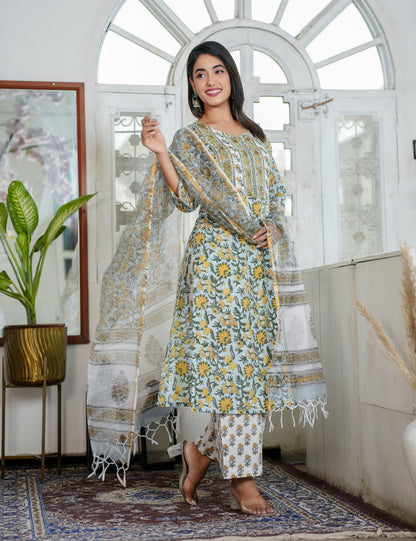 Hand Block Sunflower Motif Traditional Cotton Rounded square Neckline Kurta Set with Kota Doria Dupatta - HL89