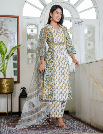 Hand Block Sunflower Motif Traditional Cotton V-slit Neckline Kurta Set with  Slight Stand Collar with Kota Doria Dupatta - HL90