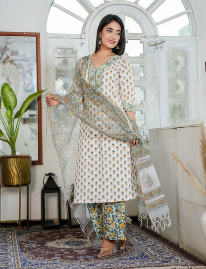 Hand Block Ivory Kurta with Earth-Tone Prints V-neckline Kurta Set with Kota Doria Dupatta - HL93